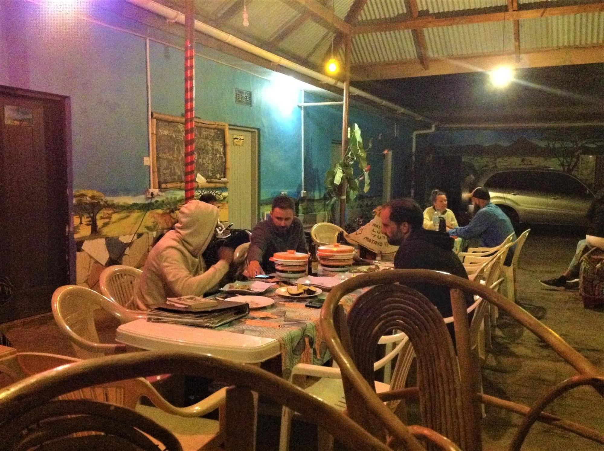 First Point Arusha Hostel Esterno foto