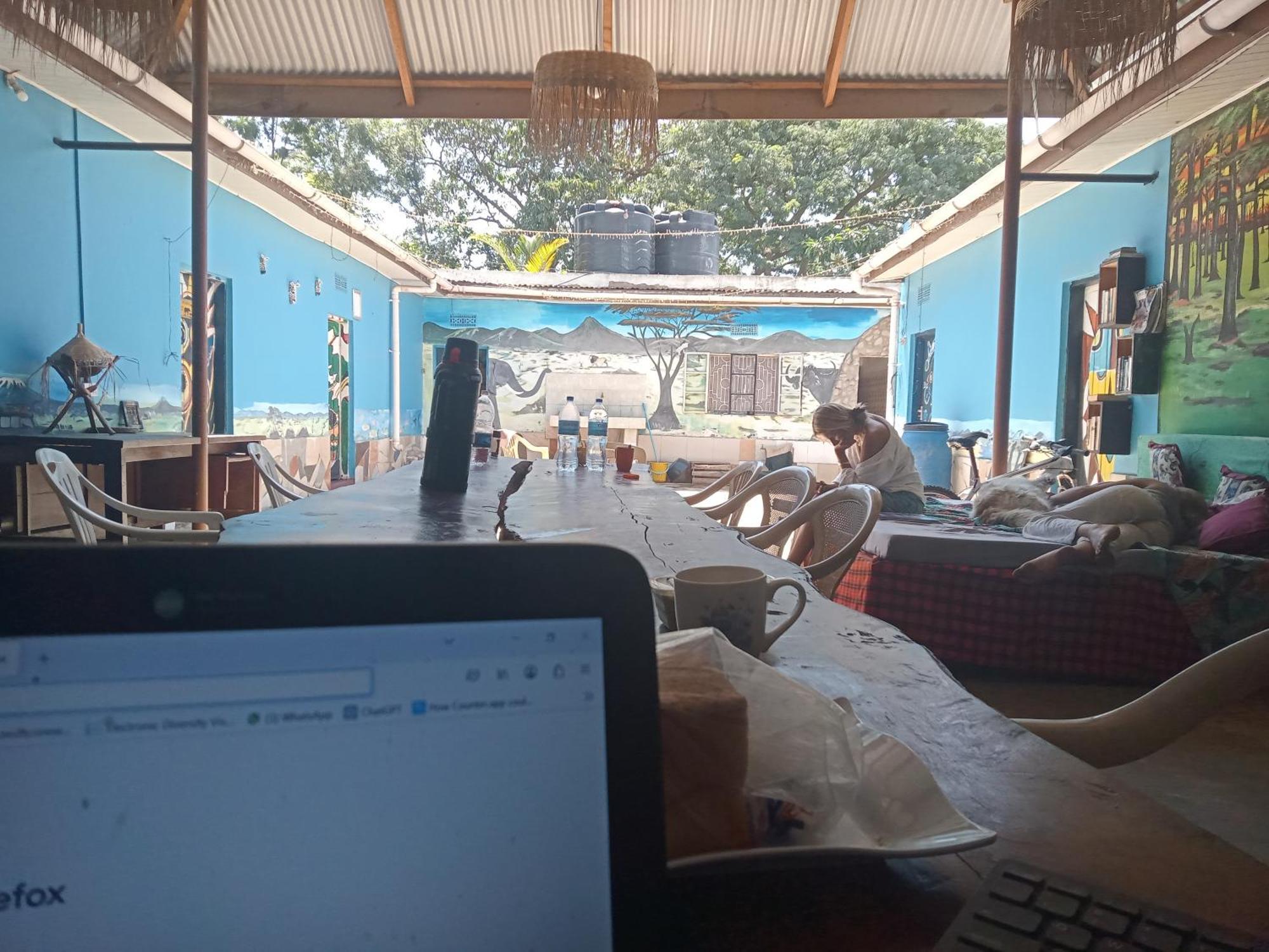 First Point Arusha Hostel Esterno foto